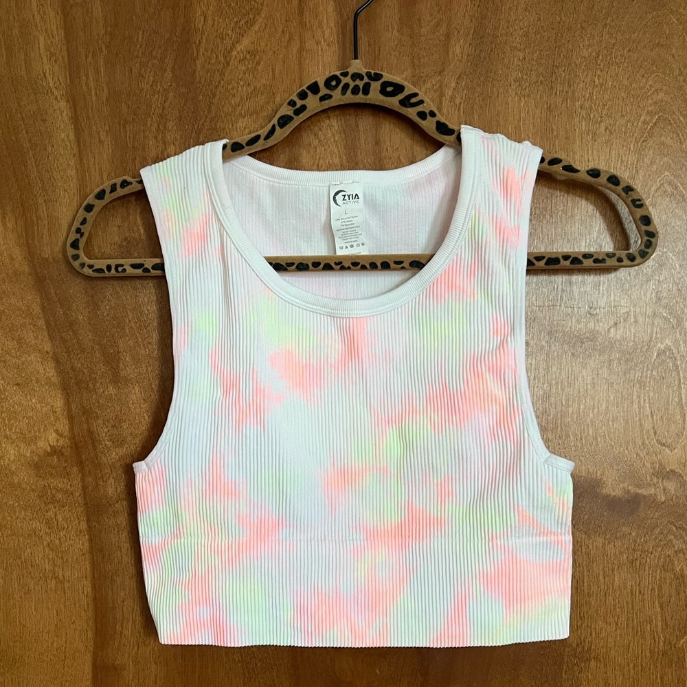 Zyia crop top
